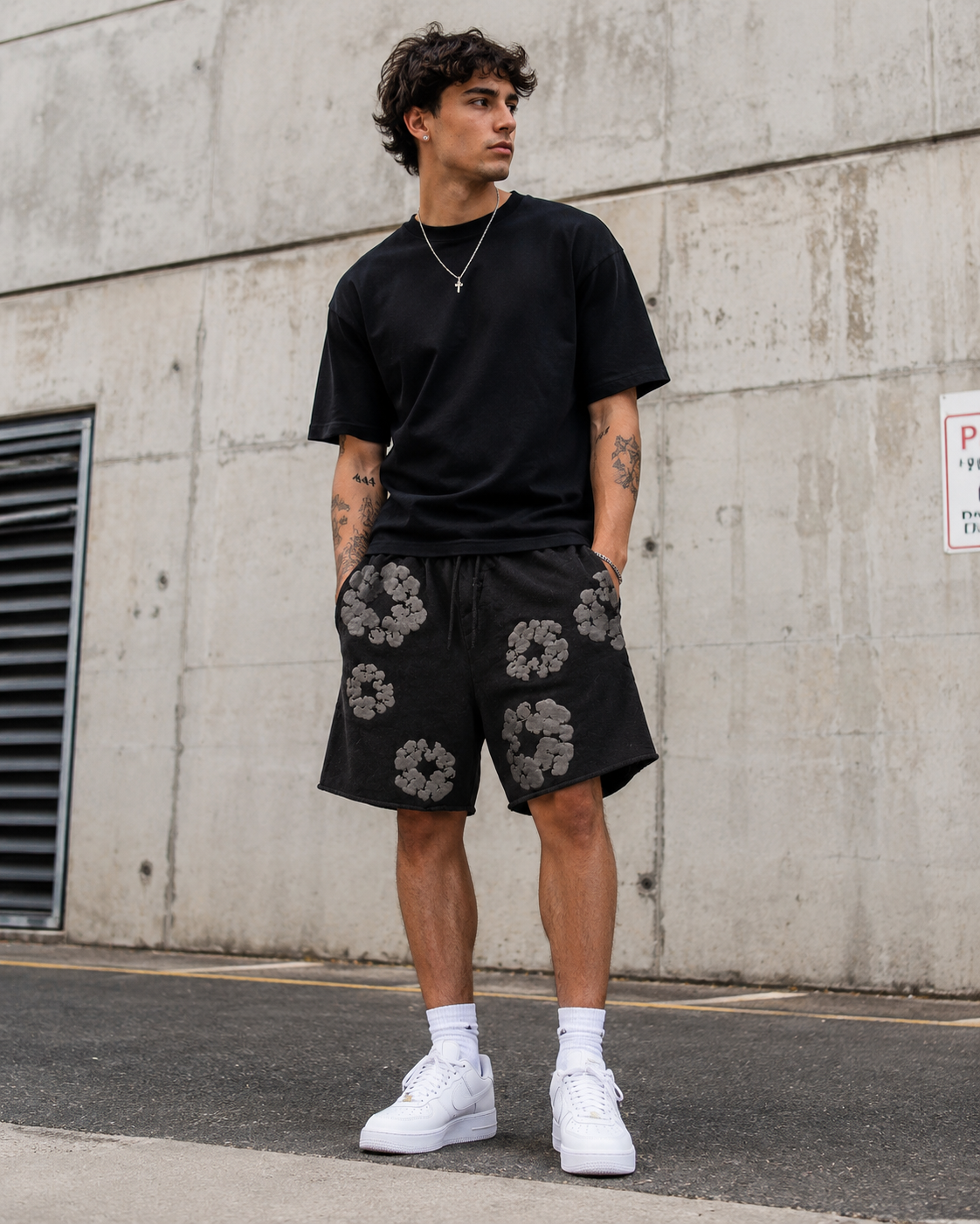 Denim Tear cotton wreath shorts black